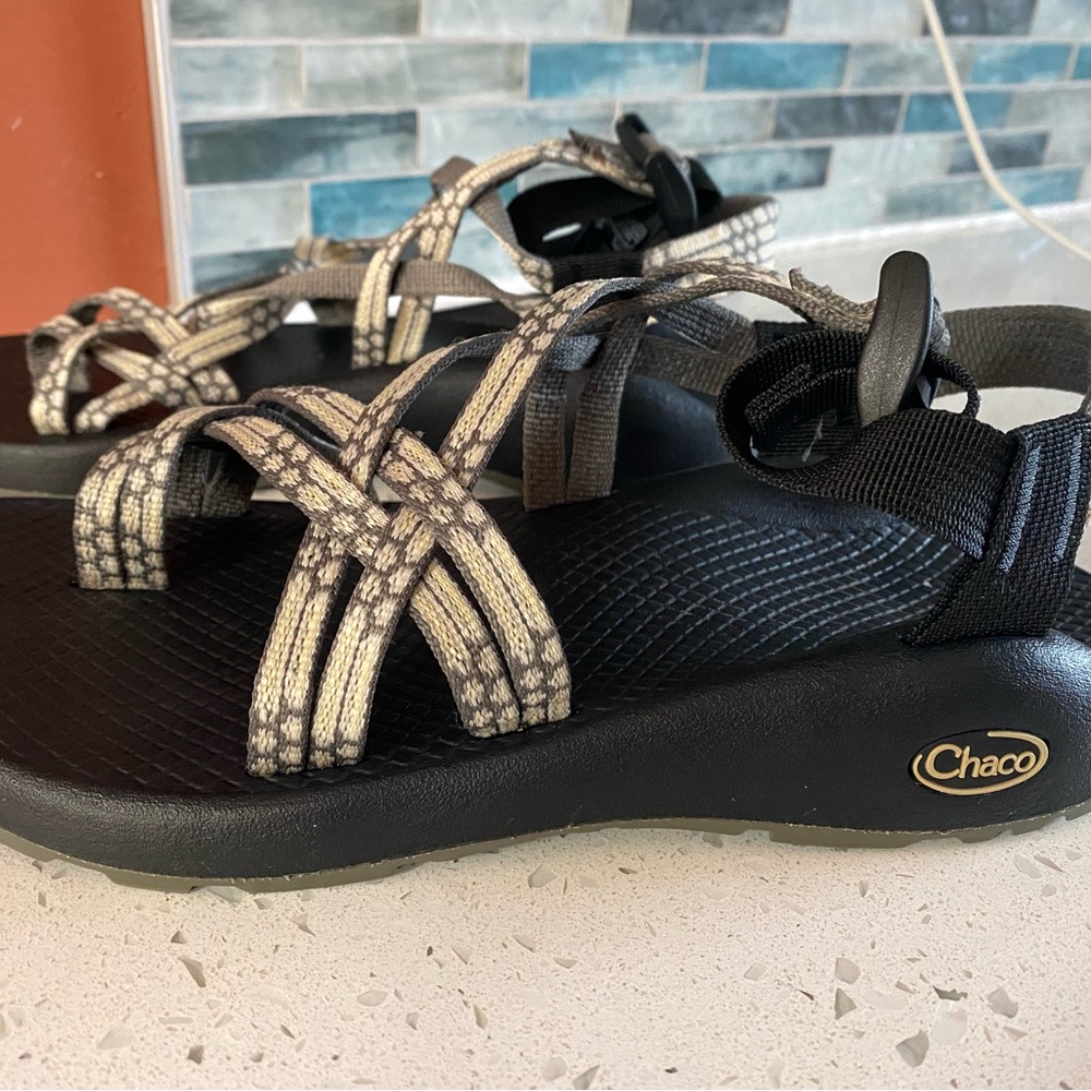 Chaco Black and Cream Sandals with Adjustable Straps size 8w